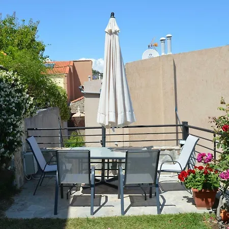 La Veranda Apartment Palaiontsiflikion