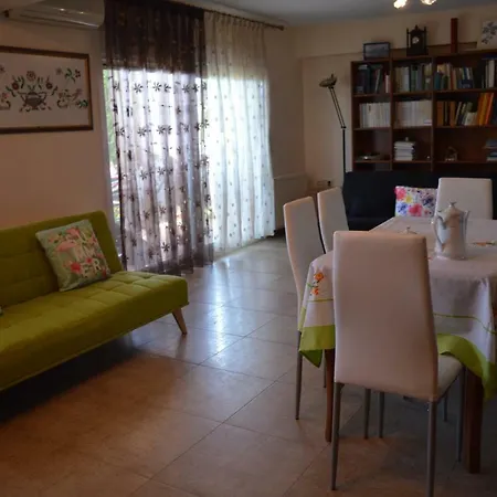 شقة La Veranda PalaiónTsiflíkion
